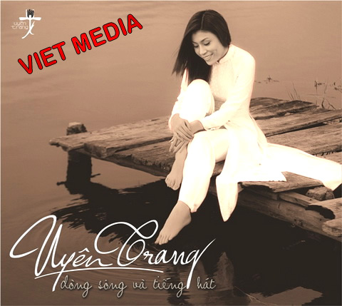 Uyên Trang đằm thắm dịu dàng với 